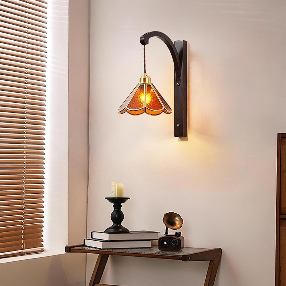 Vintage Details, Modern Living: How to Style Retro Lighting Today