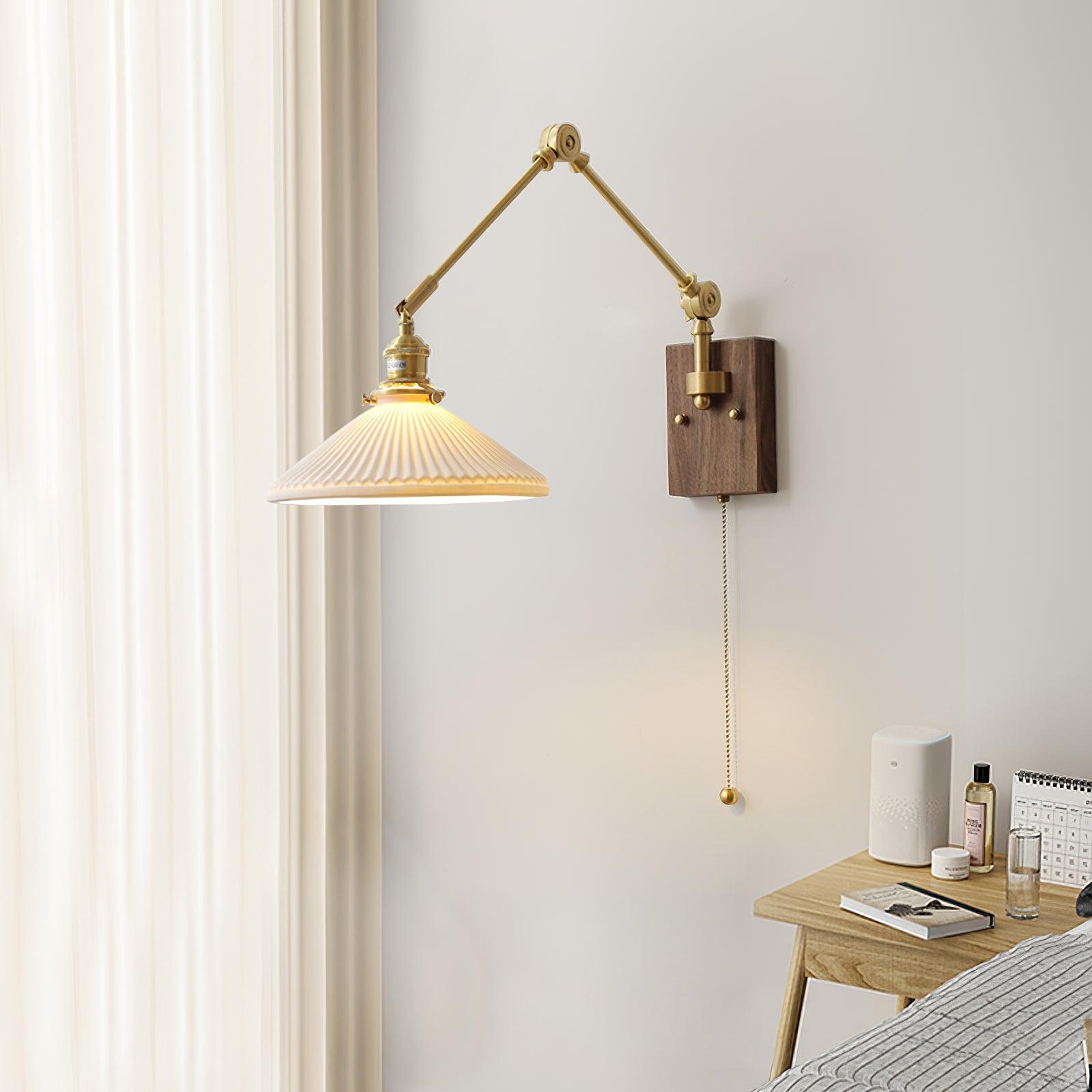 Vintage Home Decor Wall Lamp: The Classic Fusion of Brass and Walnut - Docos