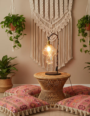 مصباح طاولة على شكل قطرة الماء