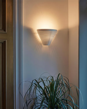 A910 Wall Lamp