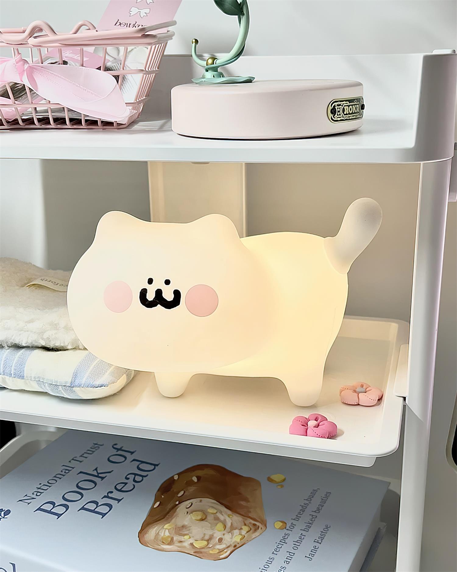 A Cat Night Light