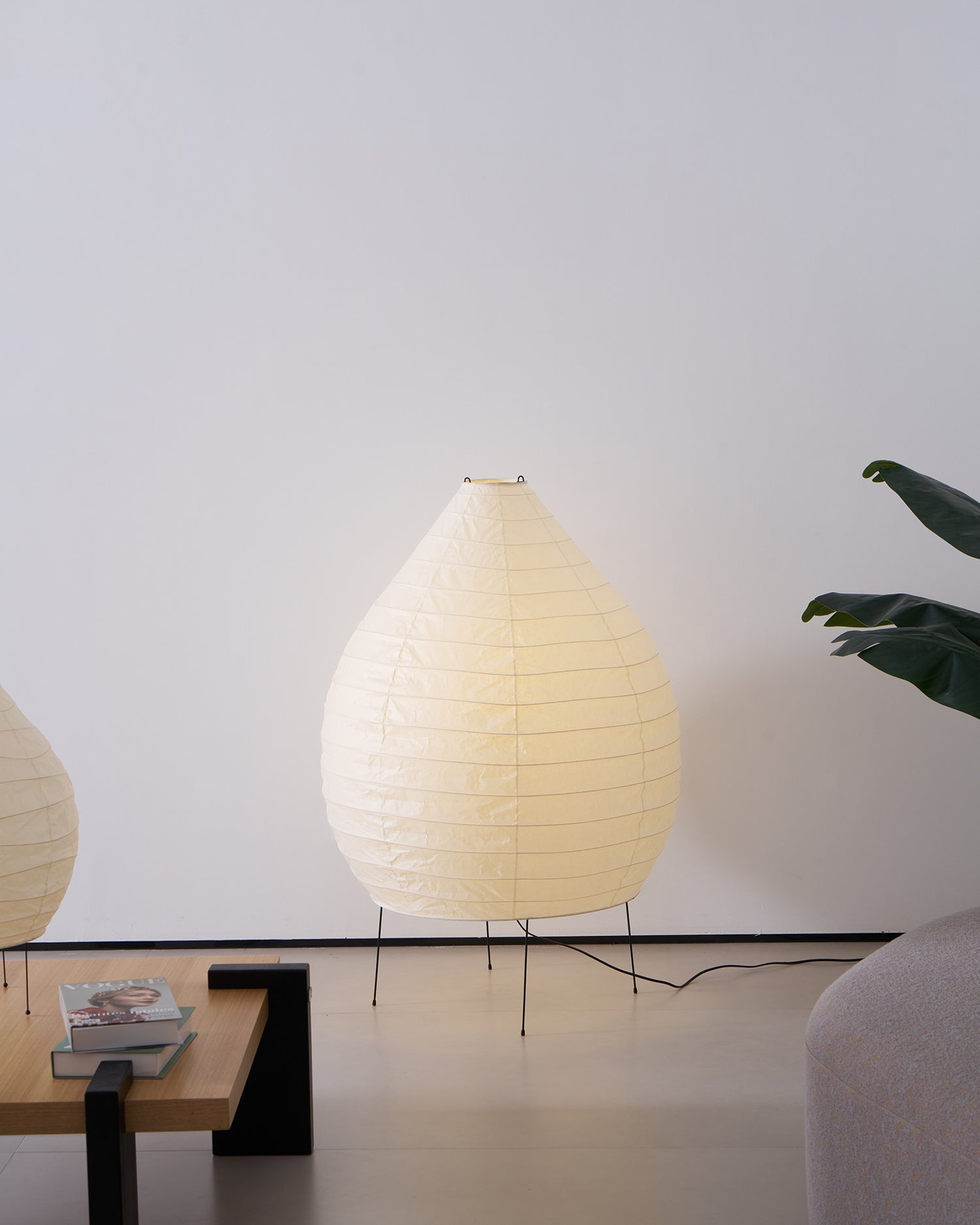 Akari 23N Floor Lamp - Docos