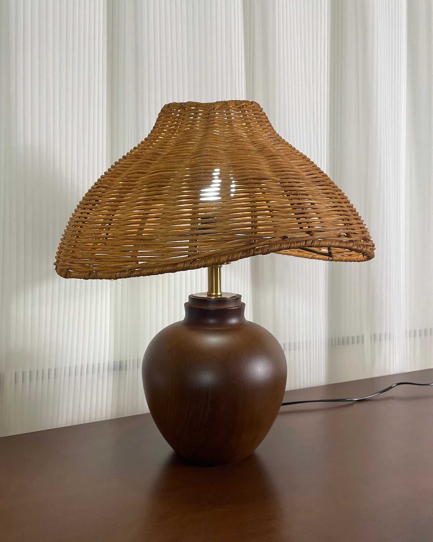 Amalia Table Lamp