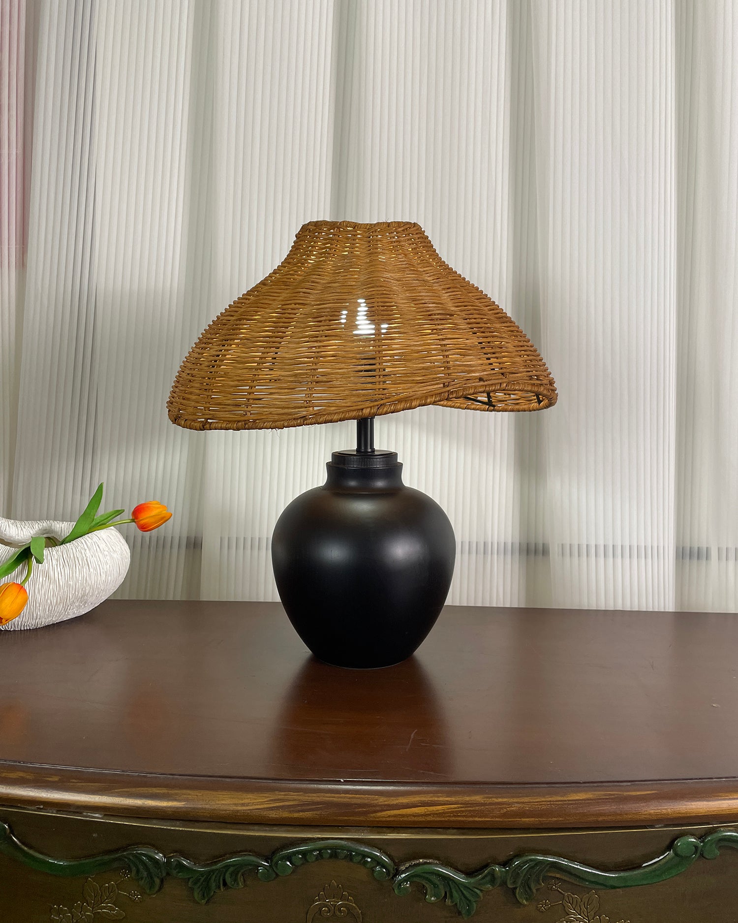 Amalia Table Lamp