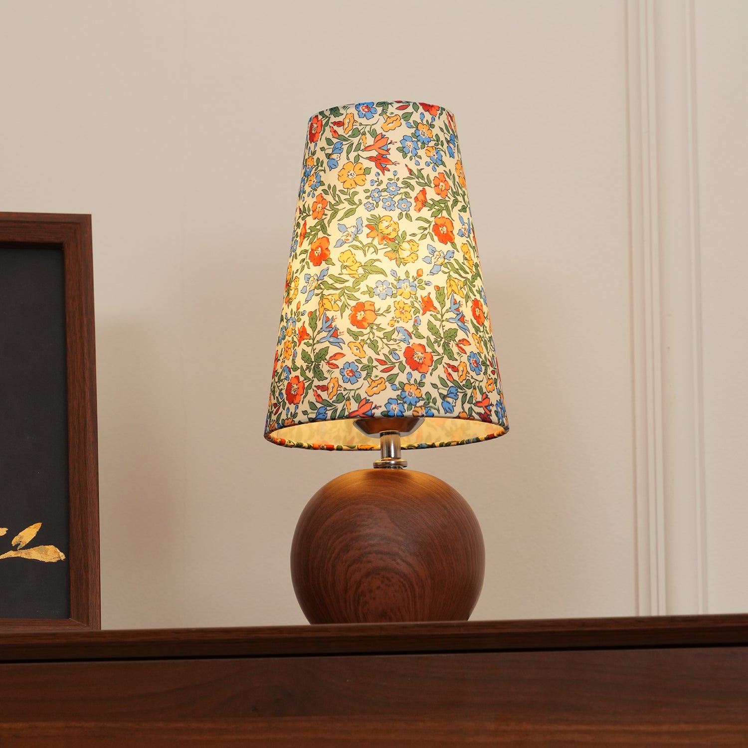 Anna Floral Table Lamp