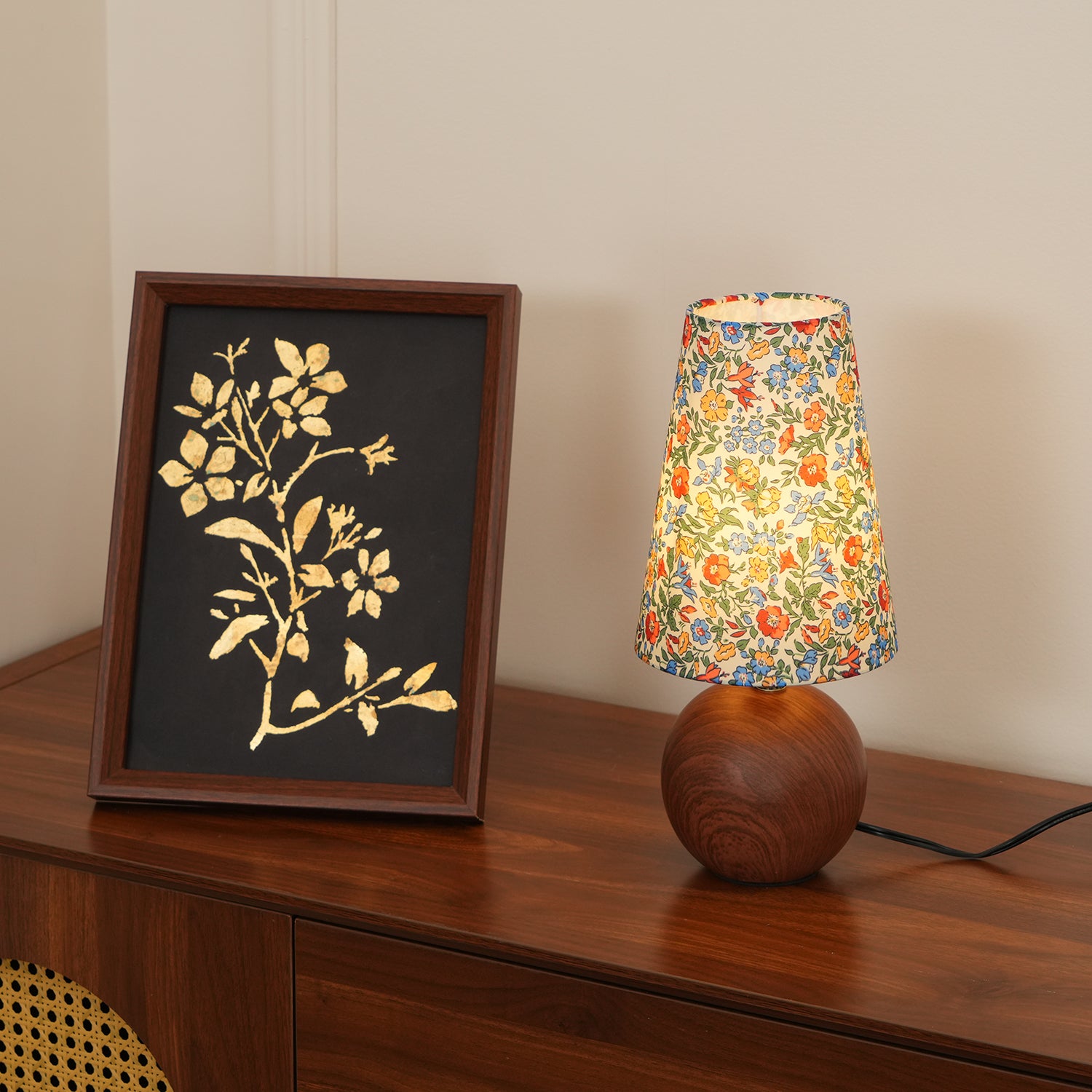 Anna Floral Table Lamp