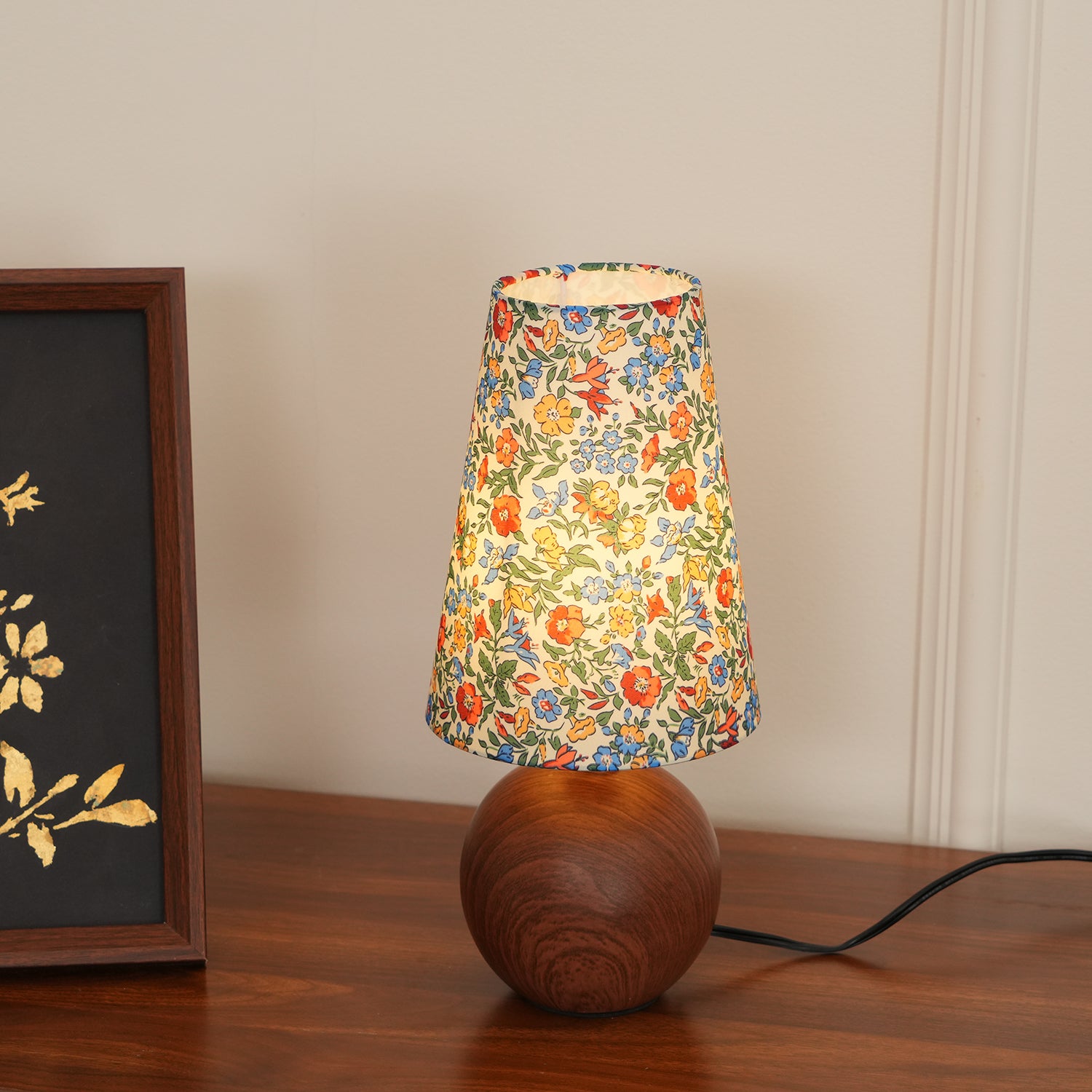 Anna Floral Table Lamp