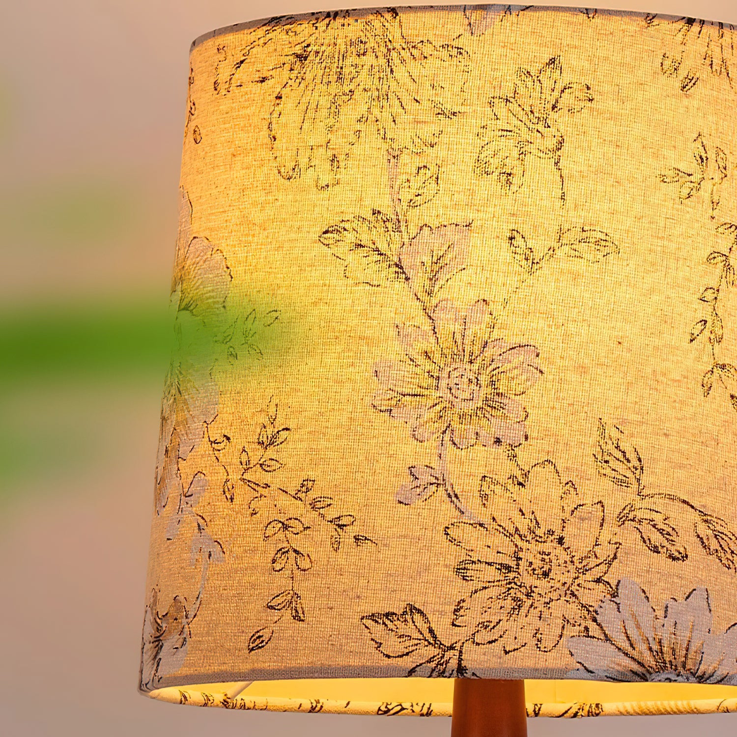 Ariana Table Lamp 9.8″- 22.8″