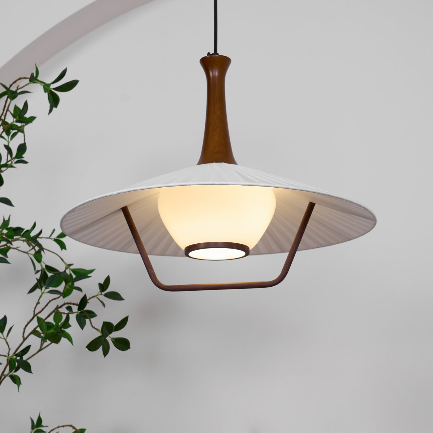 Aura Pendant Lamp