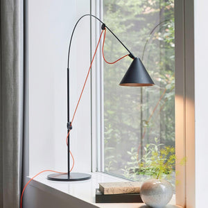 Baluna Table Lamp 7.1″- 53.1″ - Docos