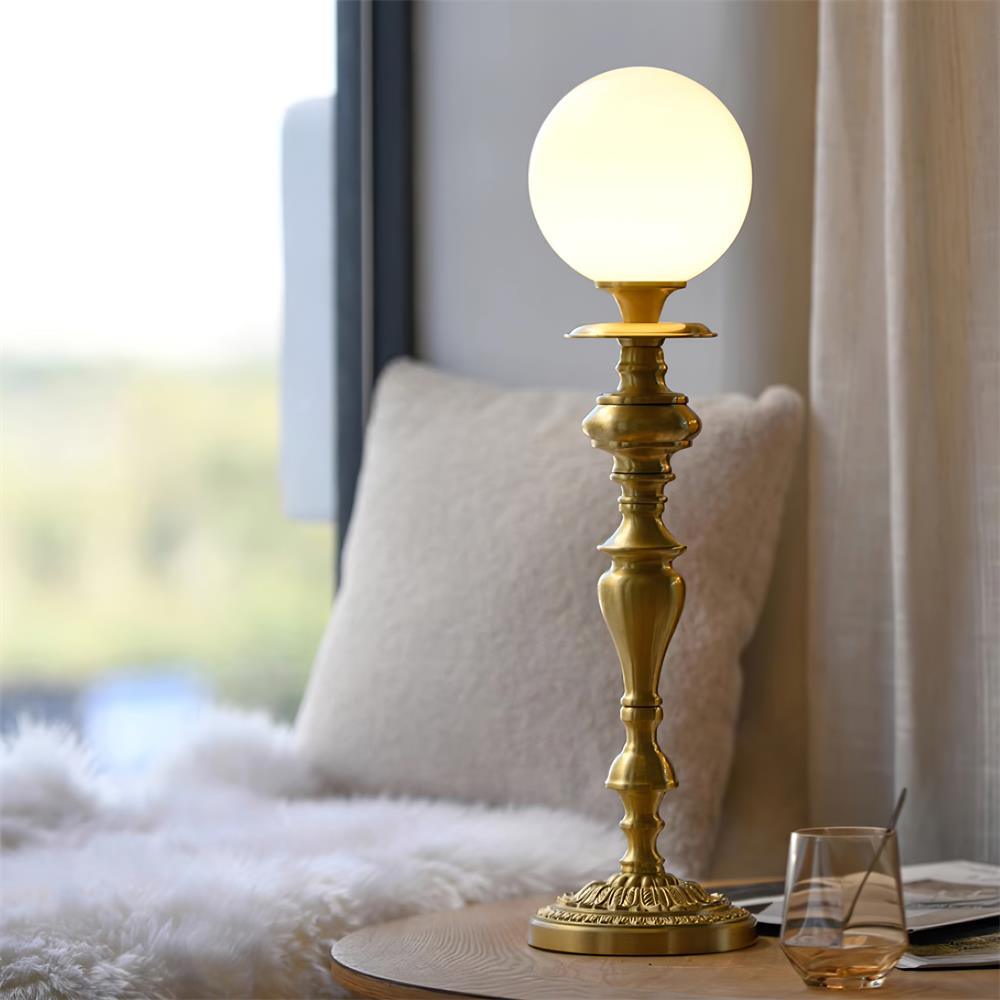 Beatty Brass Table Lamp - Docos