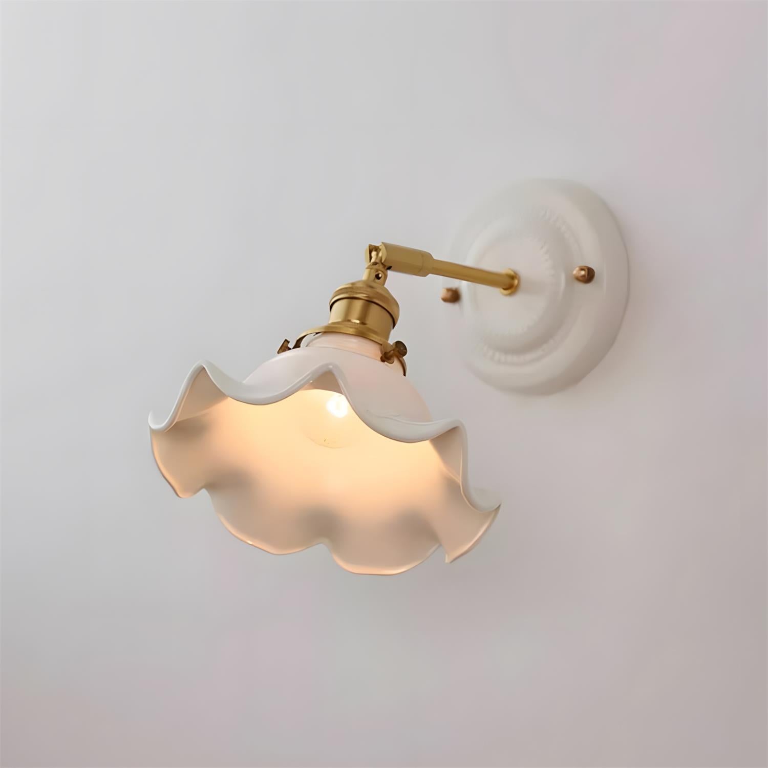 Bellewave Wall Lamp