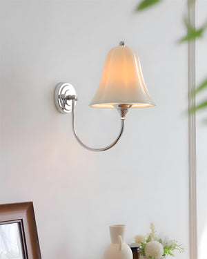Bellis Wall Lamp