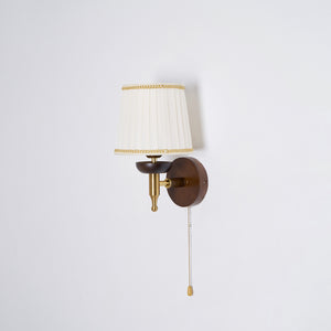 Blixen Wall Lamp