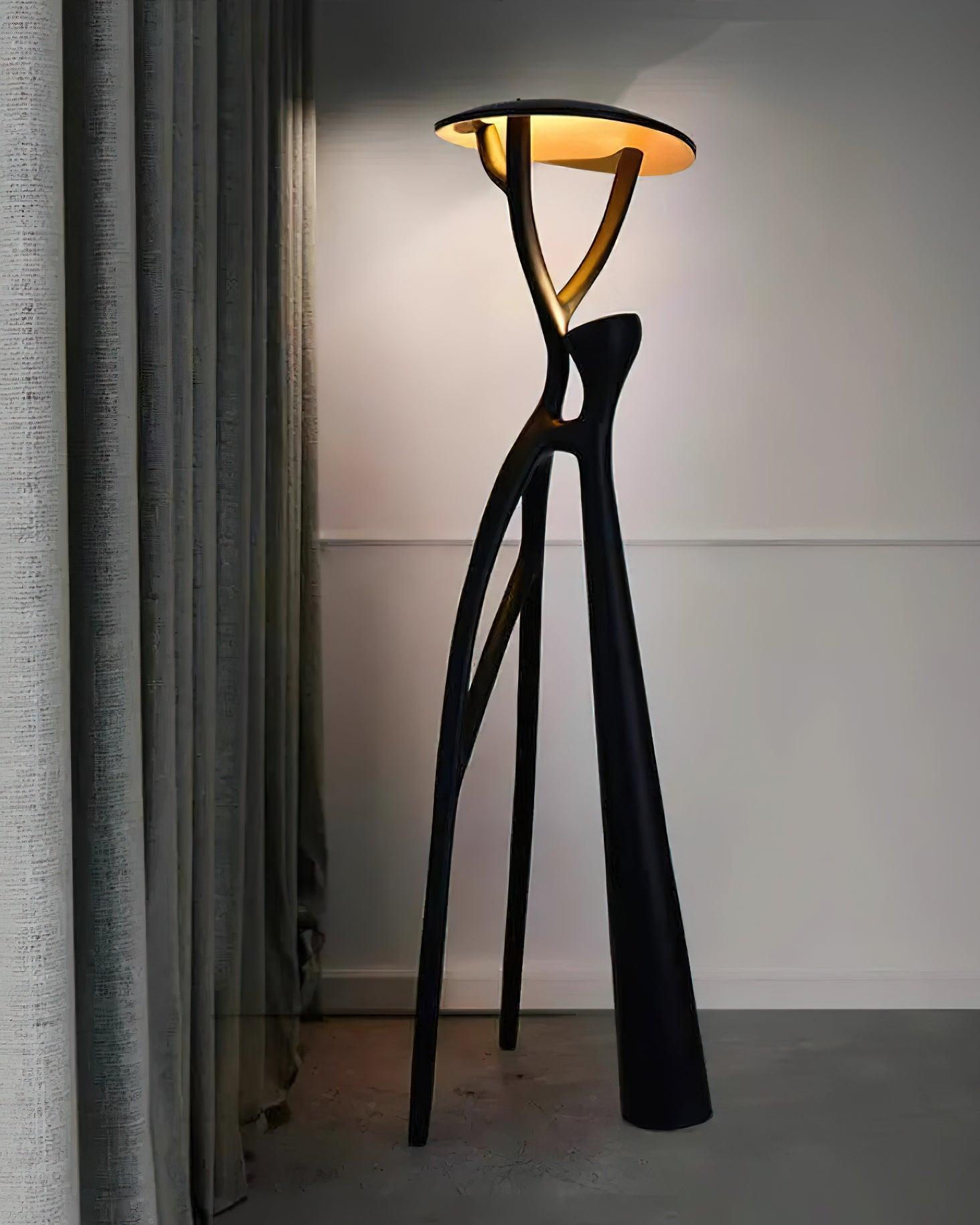 Blonski Statue Floor Lamp - Docos