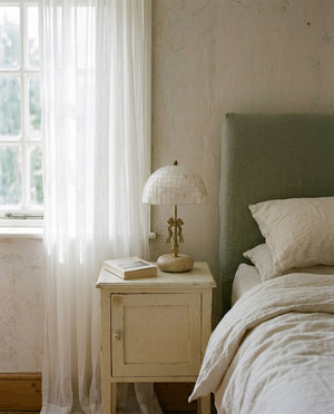 Bowmira Table Lamp