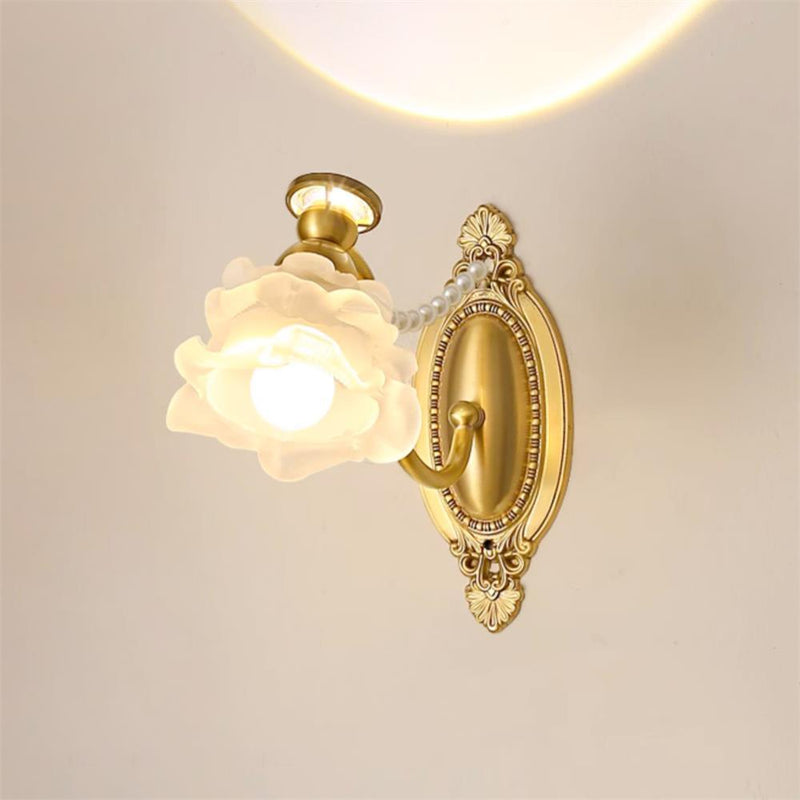 Brass Floral Wall Lamp – detail 2