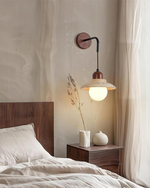 Brava Wall Lamp