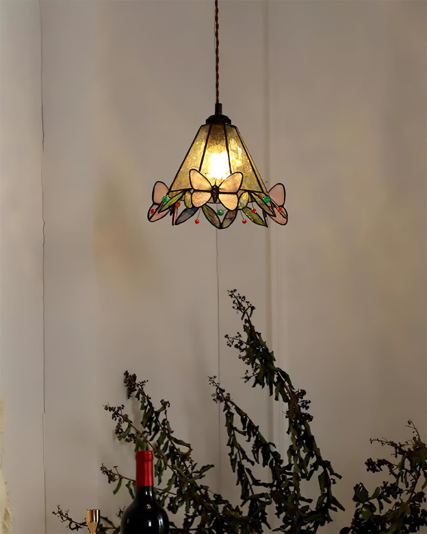 Briandy Tiffany Pendant Lamp - Docos