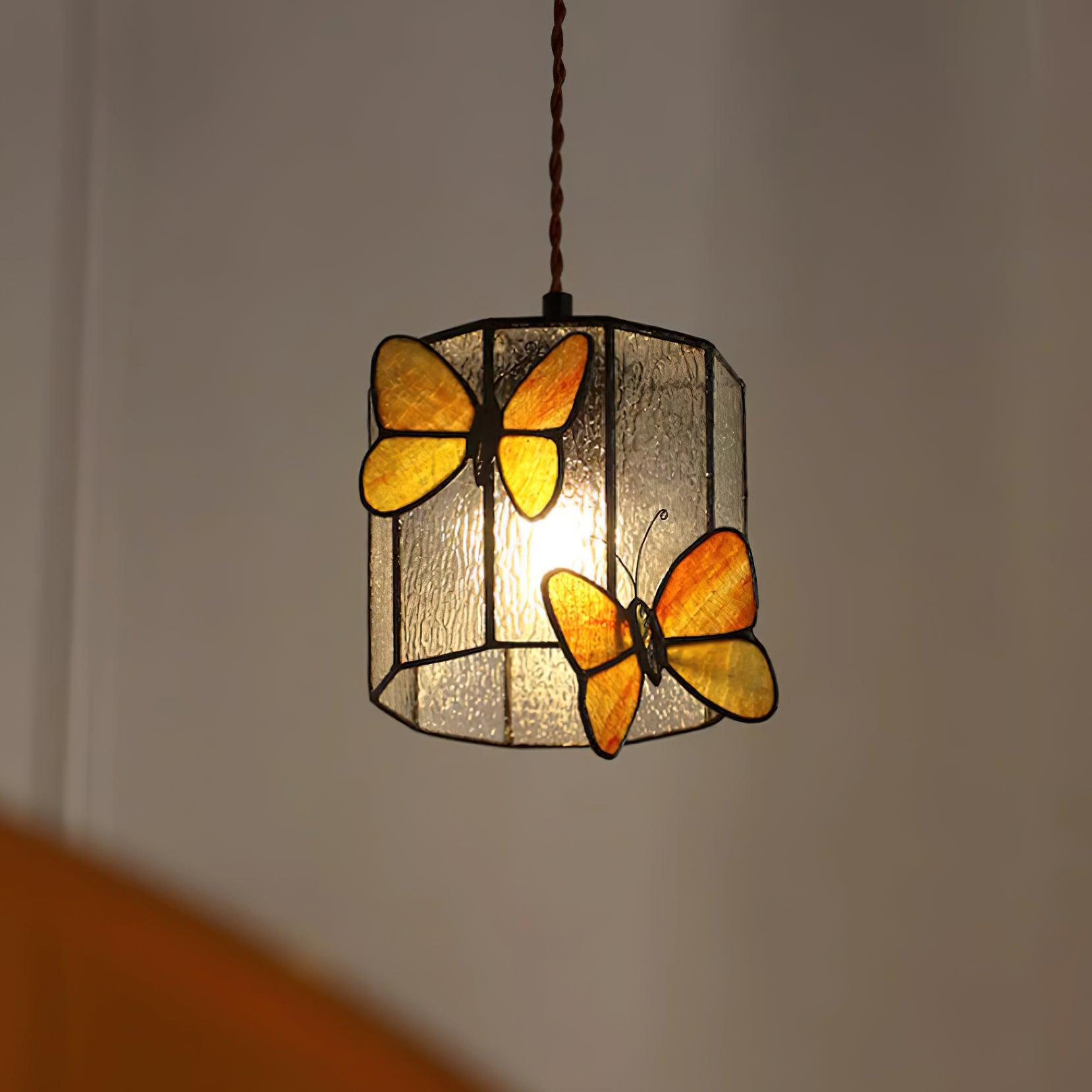 Briandy Tiffany Pendant Lamp - Docos
