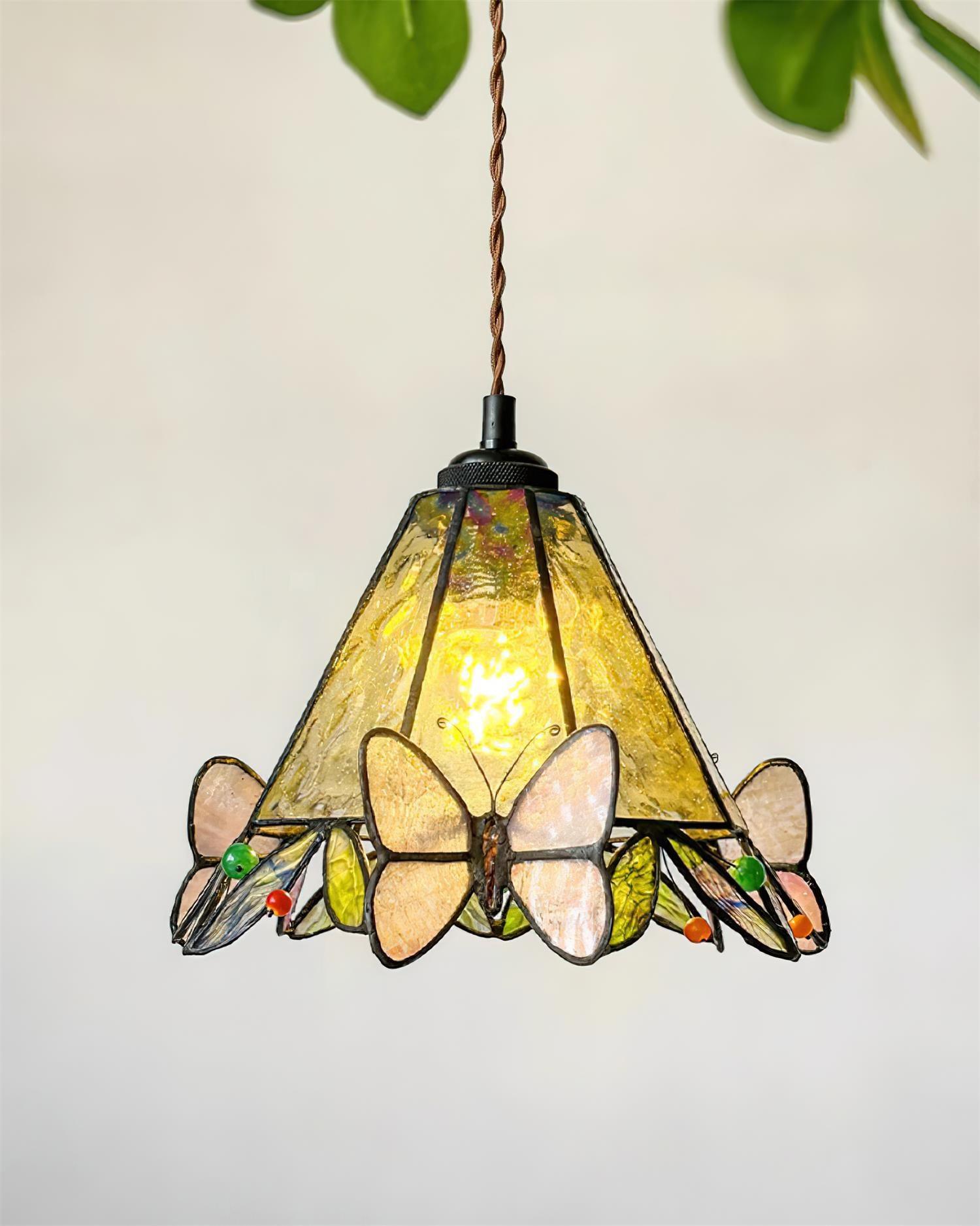 Briandy Tiffany Pendant Lamp - Docos