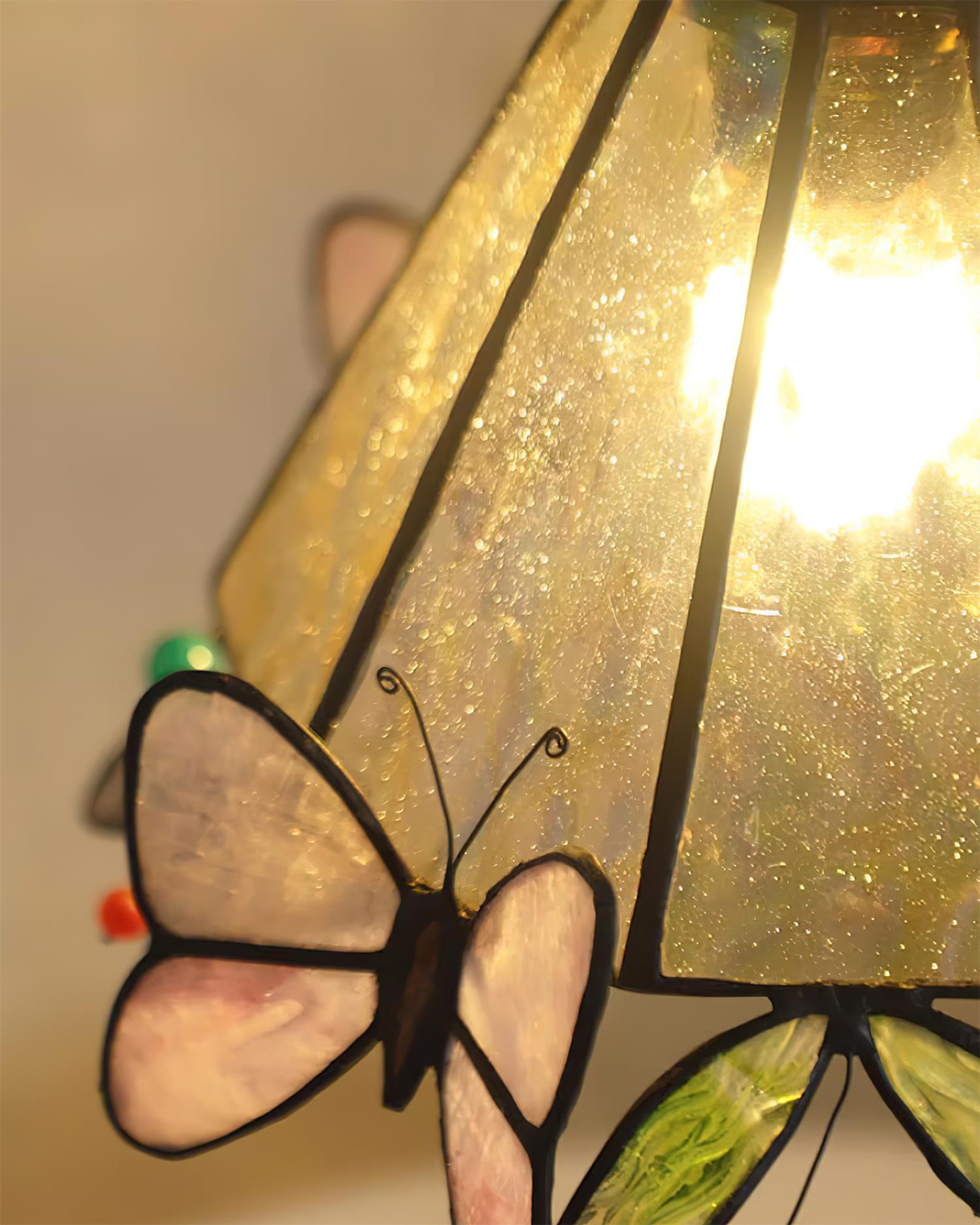Briandy Tiffany Pendant Lamp - Docos