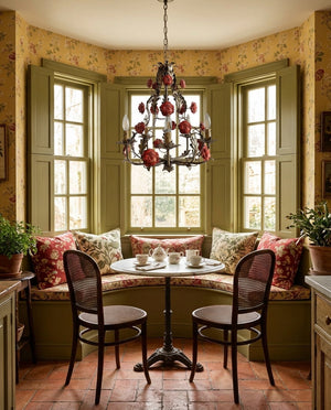 Briarcourt Chandelier