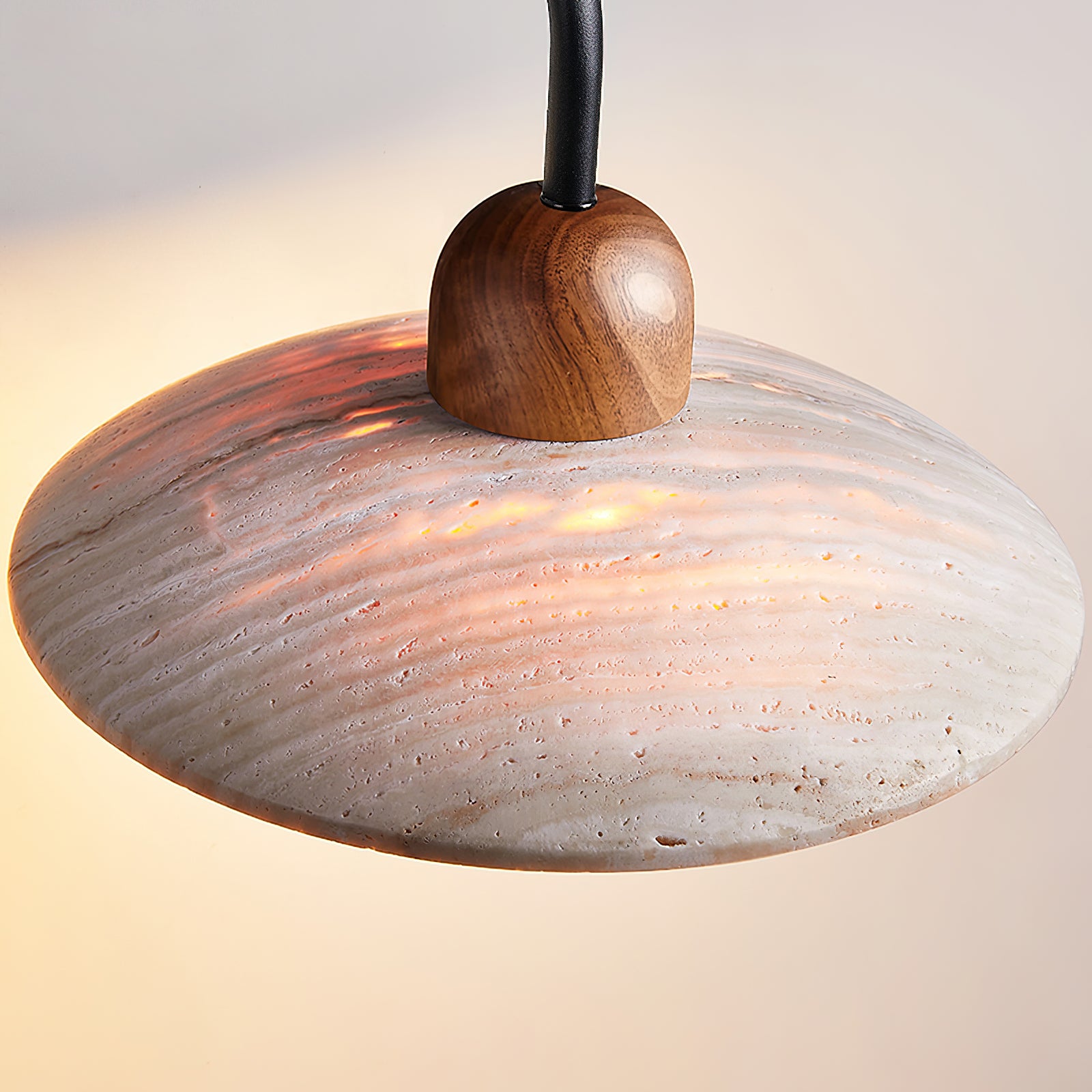 Carolia Wall Lamp