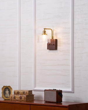 Cavella Wall Lamp