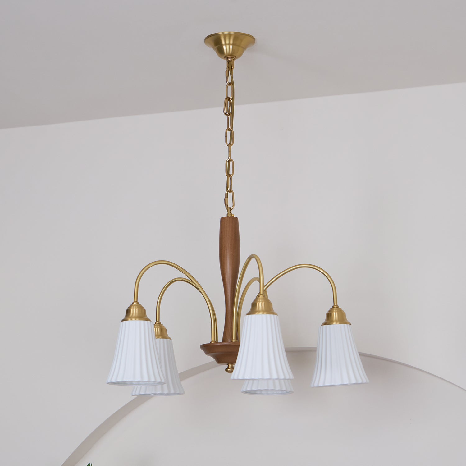 Conia Chandelier