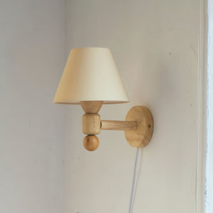 Contrast Wall Lamp