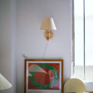 Contrast Wall Lamp