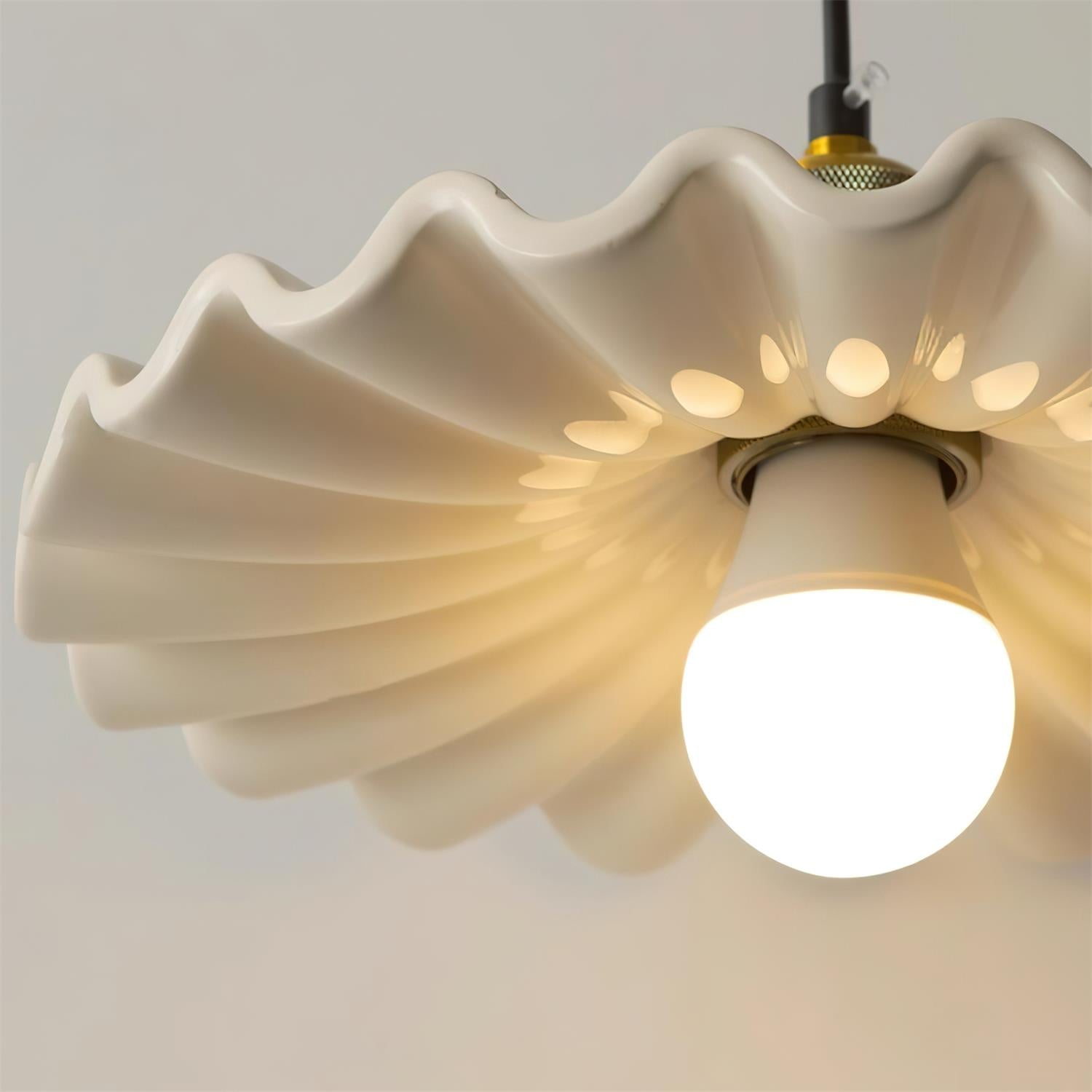 Corolla Pendant Lamp