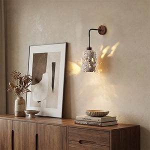 Crone Wall Lamp