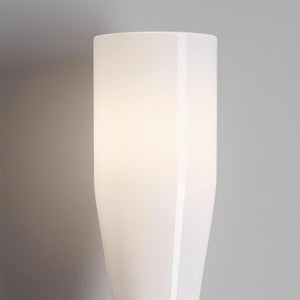 Diora Wall Lamp