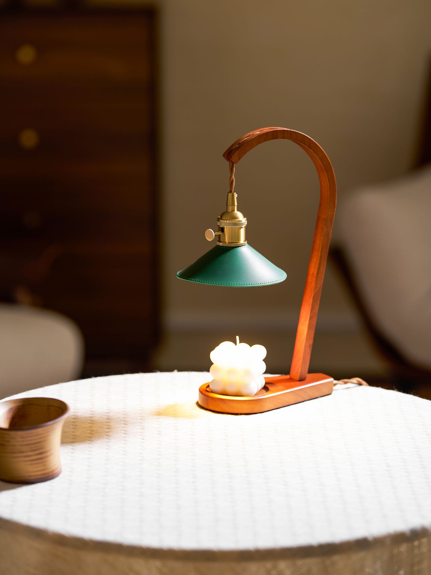 Diosa Table Lamp