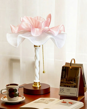 Blushcrown Table Light