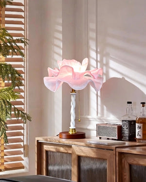 Blushcrown Table Light