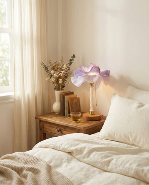 Blushcrown Table Light