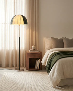 Parasolyn Floor Light