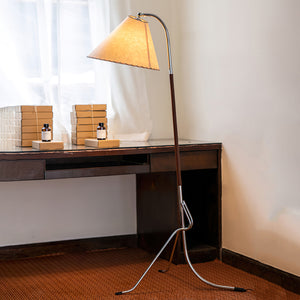 Dornstab Tripod Floor Lamp