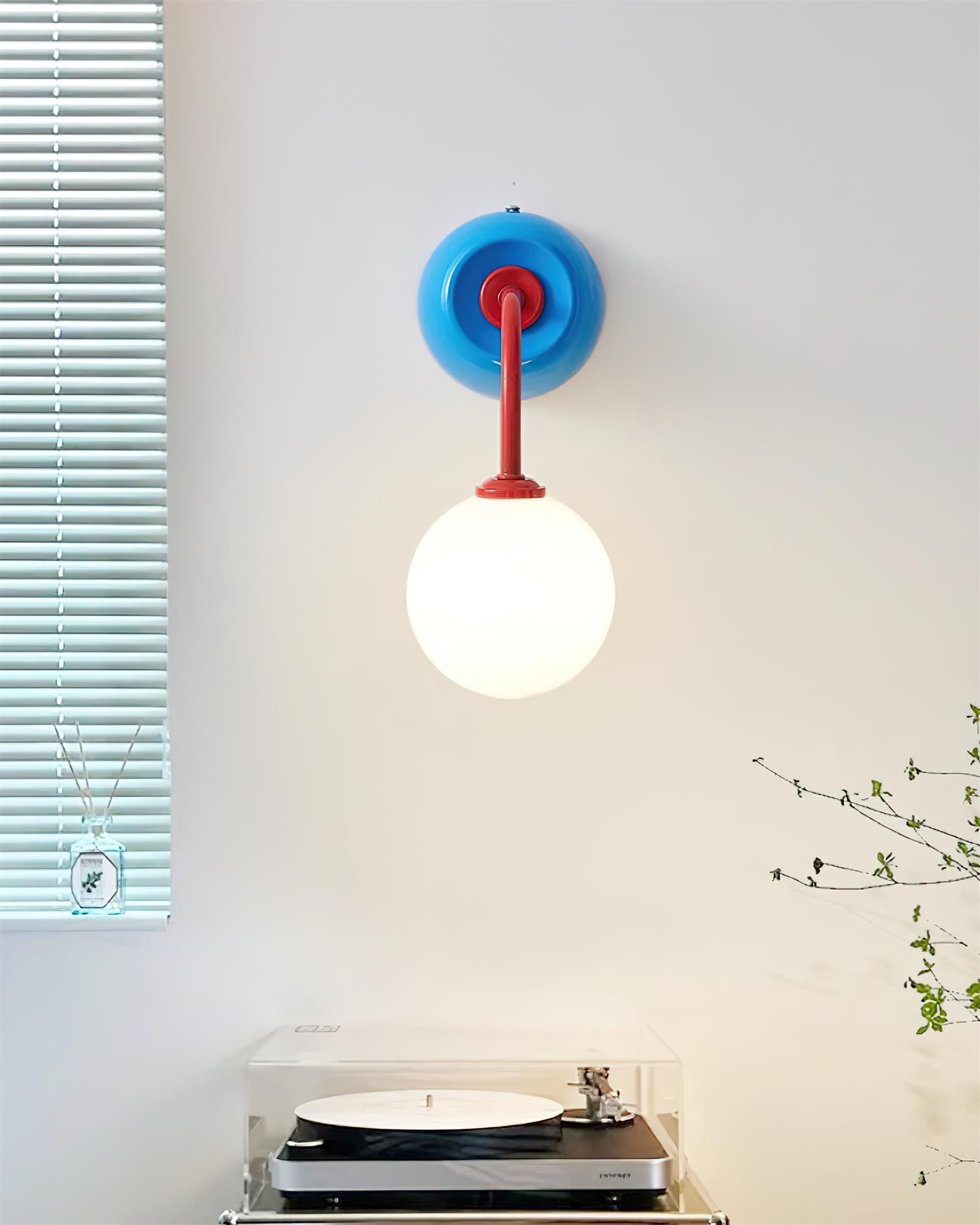 Elio Wall Lamp