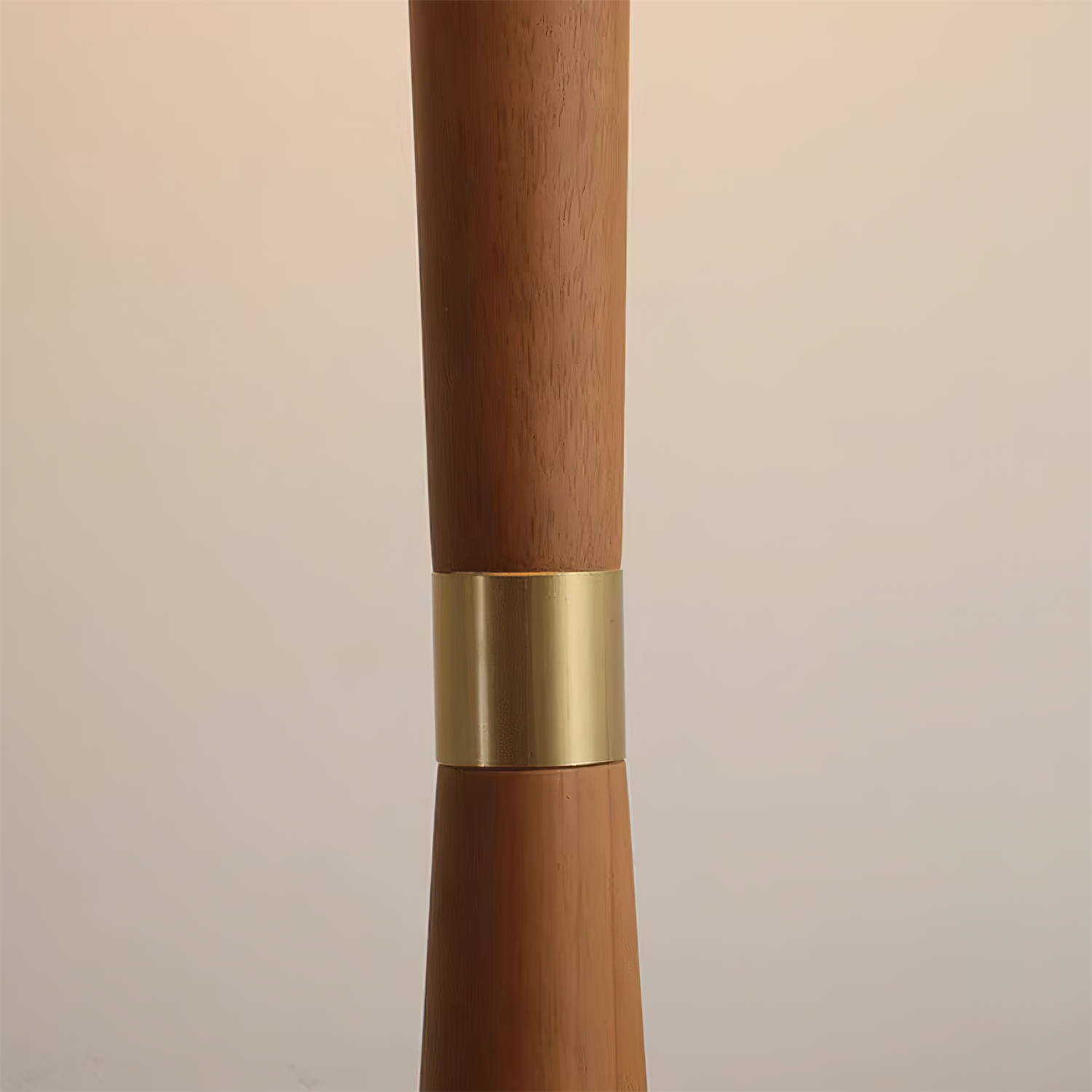 Faros Floor Lamp