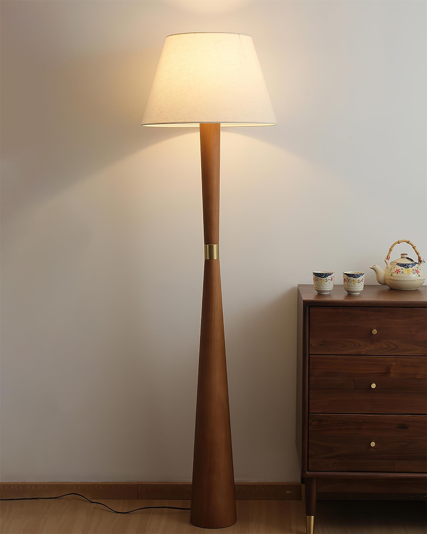 Faros Floor Lamp