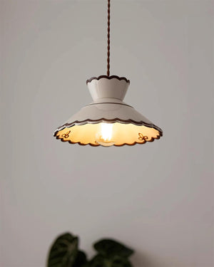 Festonia Pendant Light