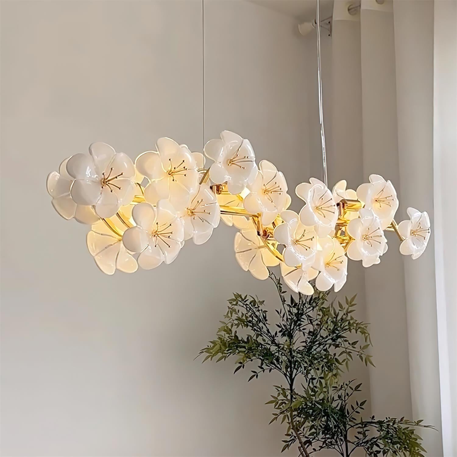 Fina Flowers Chandelier