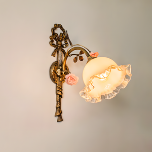 Fleurina Wall Lamp