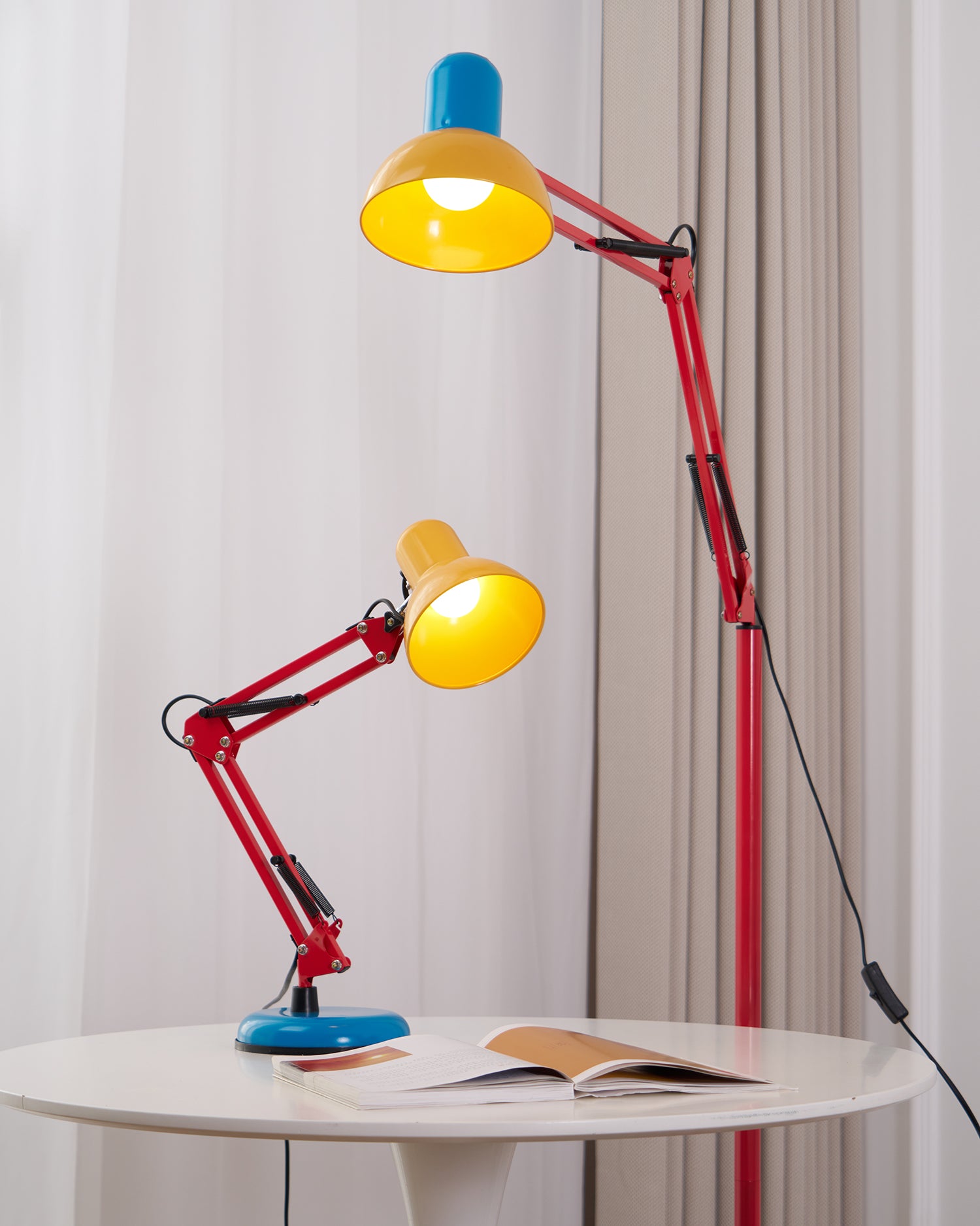 Flexo Memphis Floor Lamp