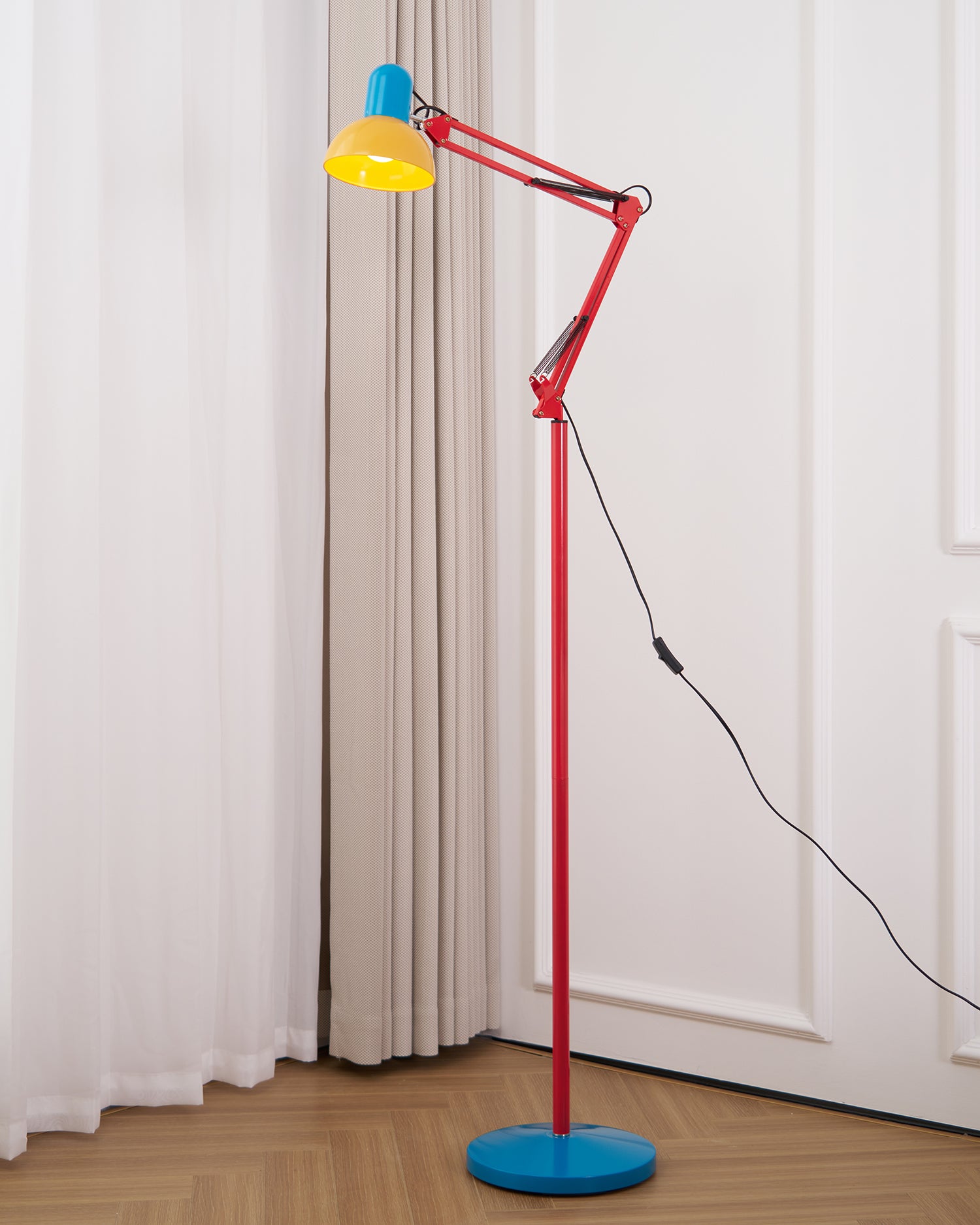 Flexo Memphis Floor Lamp