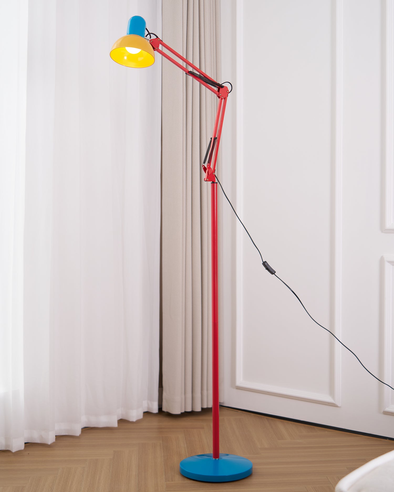 Flexo Memphis Floor Lamp